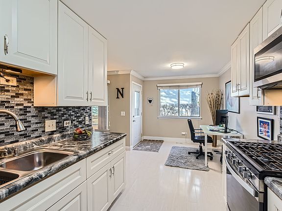 5th image of 690 Greenfield Ct APT A1