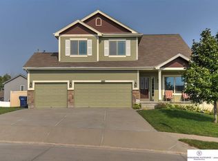 14203 Tregaron Dr, Bellevue, NE 68123