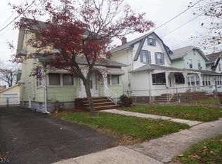 848 Myrtle St, Elizabeth, NJ 07202