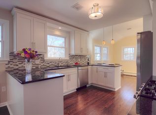 251 Brookside Ave, Cresskill, NJ 07626