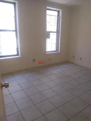 Rented by Best Apartments North Inc | media 35