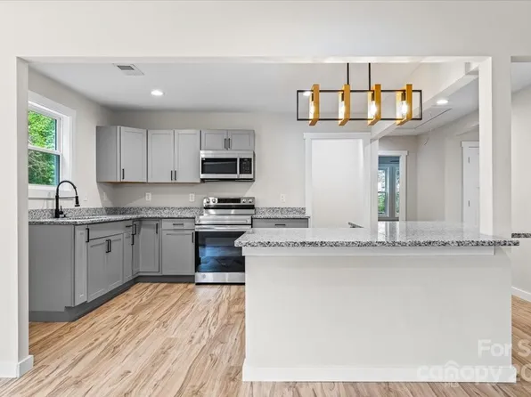 328 Gold St, Shelby, NC 28150