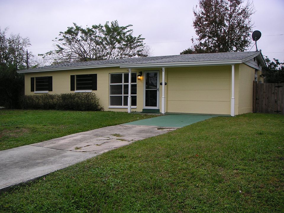 1st image of 2912 Geoffrey Dr