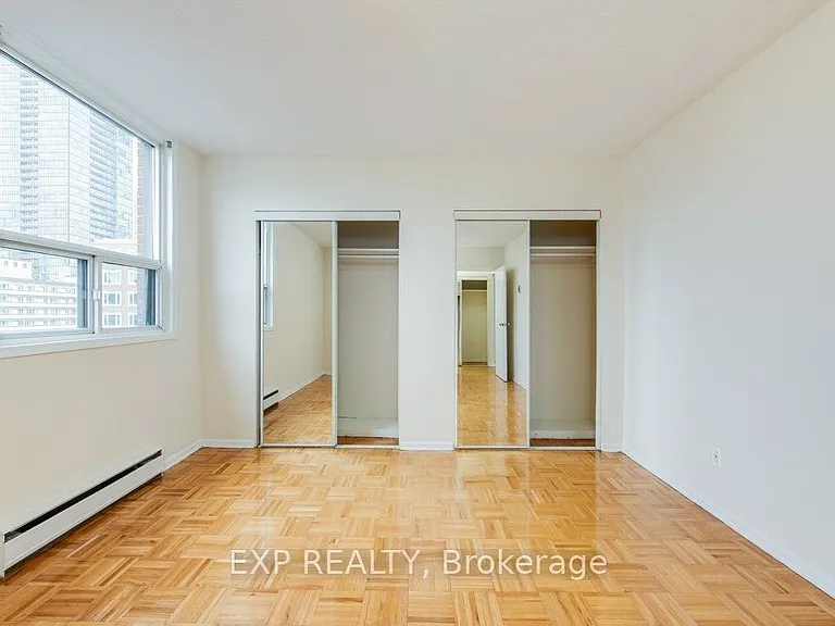 10 Huntley St #1401 — Photo 6