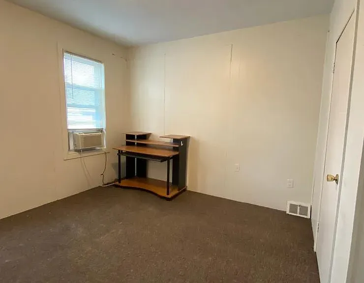 Unit Photo