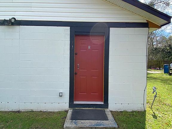 2nd image of 34 Factory Hill St #D