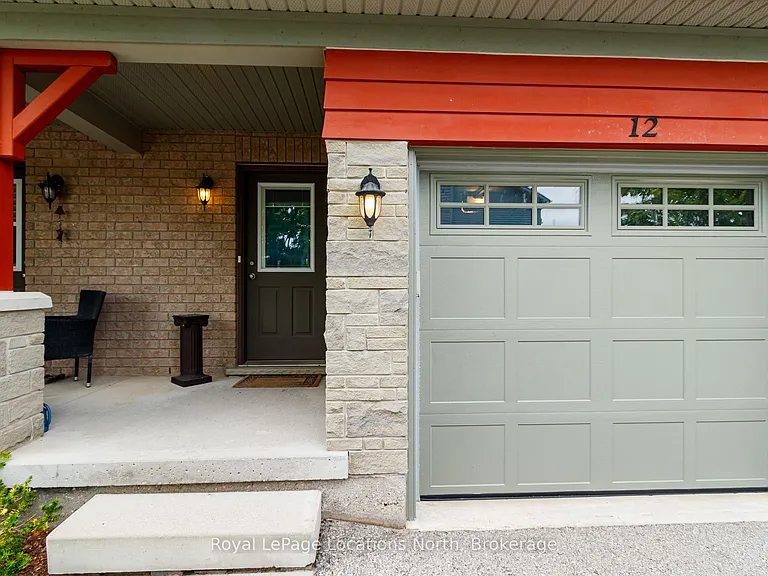 12 Silver Glen Blvd — Photo 8