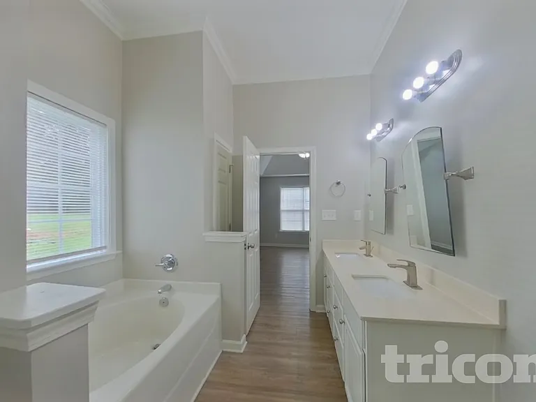 3424 Ann Franklin Ct — Photo 10