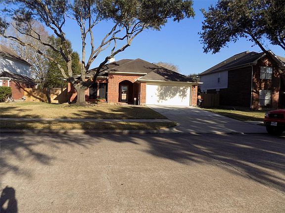 2nd image of 4323 Pristine Dr