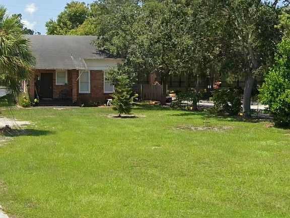 4th image of 525 Palm Ave