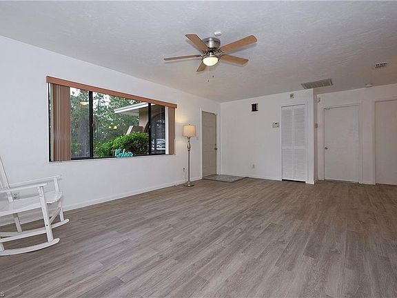 4th image of 416 Highland Ave
