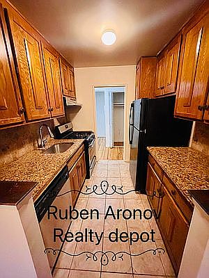 2nd image of 110-48 72nd Ave #4C