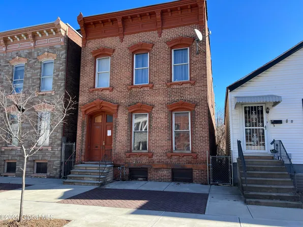 364 4th Street, Troy, NY 12180