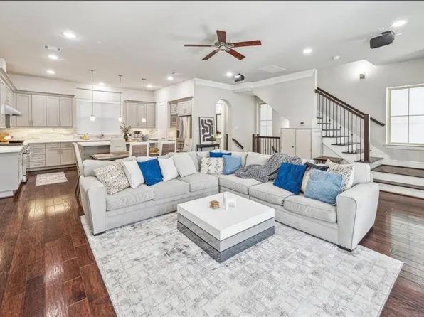 5906 Maxie St, Houston, TX 77007