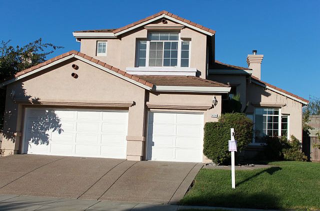 1st image of 36318 Tunbridge Dr