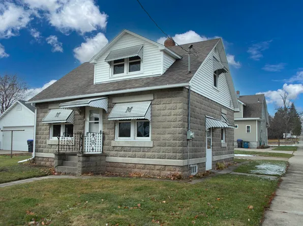 231 N Nash St, Hortonville, WI 54944