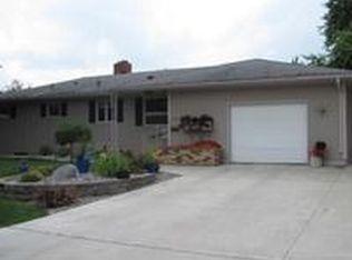 1213 Westmore Ave, Wahpeton, ND 58075