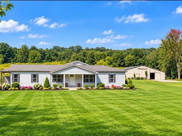 12183 Young Rd, Amanda, OH 43102