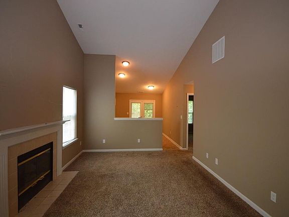 4th image of 10831 Amber Glow Ln