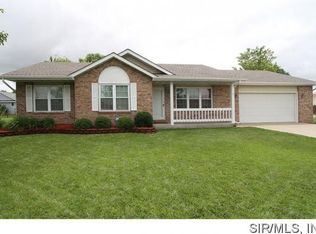 2072 Nathan Ave, Mascoutah, IL
