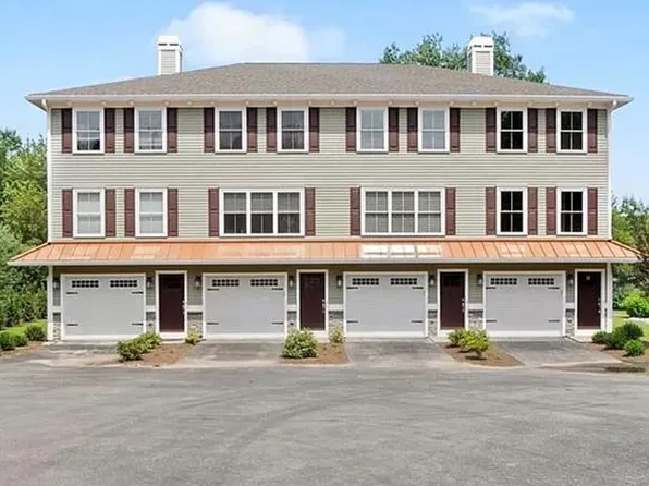 95 Farnum Pike #8, Smithfield, RI 02917