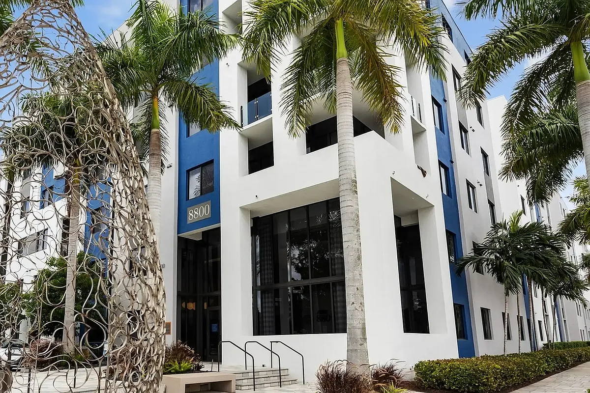 Building Photo - 8800 NW 36th St #2417