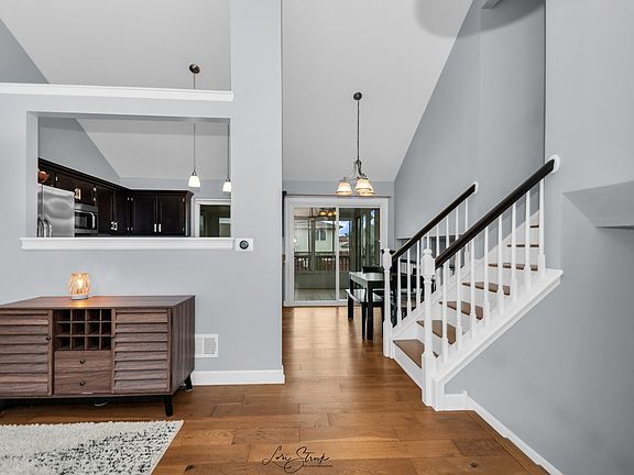 5th image of 16521 W Montauk Dr