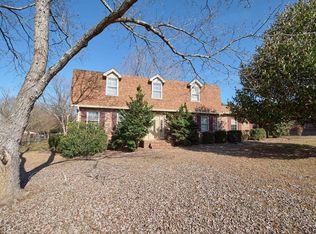 104 Willowbrook Ln, Mauldin, SC 29662