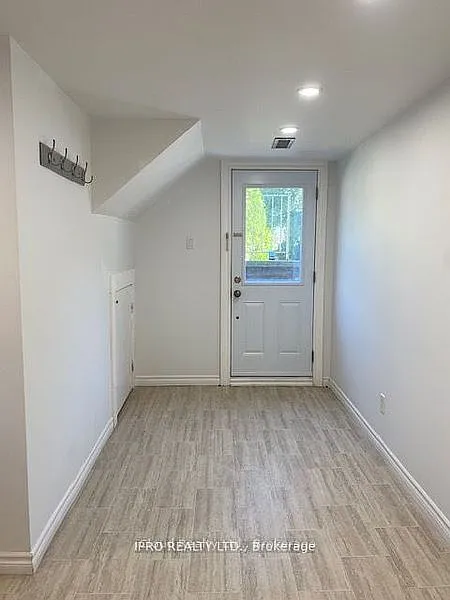 1 bed, $1,800 — Photo 2