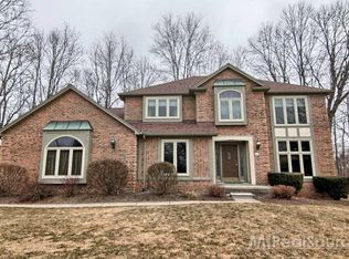 420 Fordcroft Dr, Rochester Hills, MI 48309