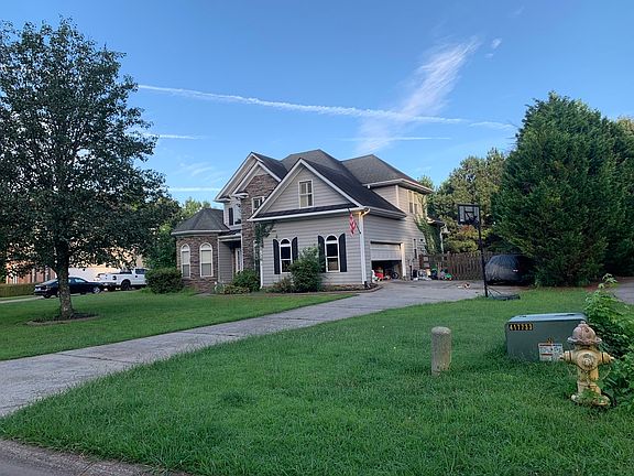 3rd image of 34 Eagles View Dr NE