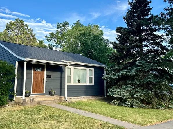 804 Labarge Ct, Pierre, SD 57501