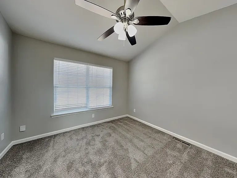 4139 Whitfield Rd — Photo 6
