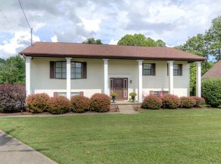 115 Sun Valley Est, Scott Depot, WV 25560