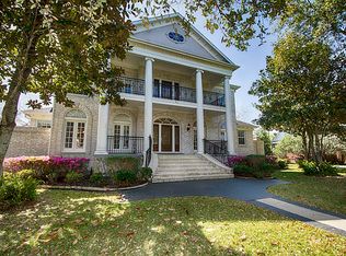 1111 Larkspur Ln, Seabrook, TX 77586