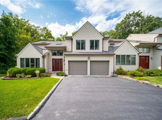 37 Driftwood Dr, Somers, NY 10589