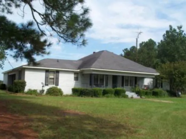 812 Holt Rd, Wray, GA 31798