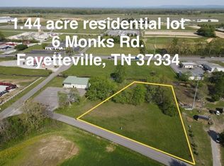 6 Monks Rd, Fayetteville, TN 37334