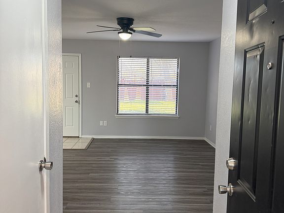 3rd image of 1033 S 15th St