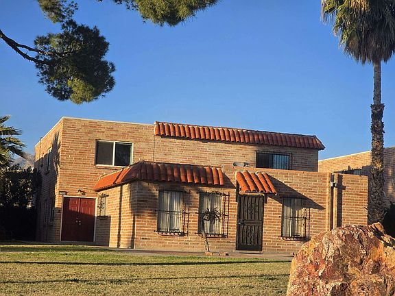 3rd image of 6701 E Calle La Paz Unit B