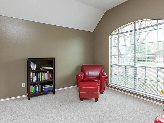 FORMAL LIVING OFF ENTRY ~