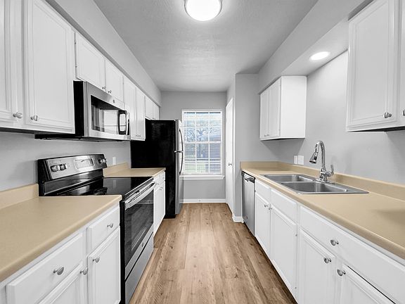 5th image of 1206 Vinyard Ct