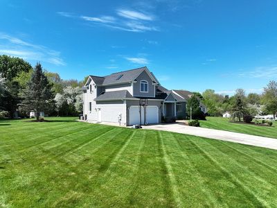 81 Base Lodge Ln, Swansea, MA, 02777