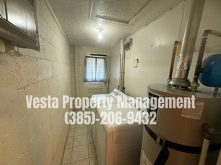 3912 S Madison Ave #C — Photo 7