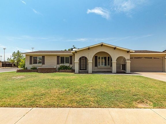 2nd image of 3549 E Sunnyside Dr