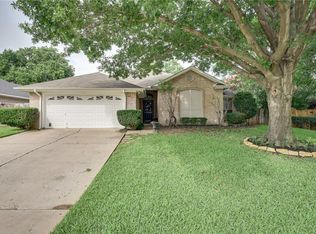 1415 Whispering Water Ln, Mansfield, TX 76063