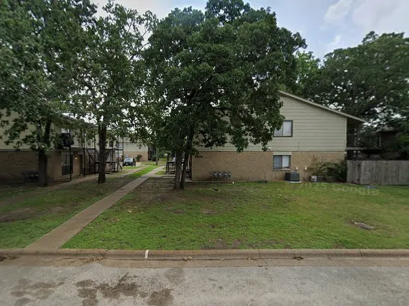 2408 Bandera Dr, College Station, TX