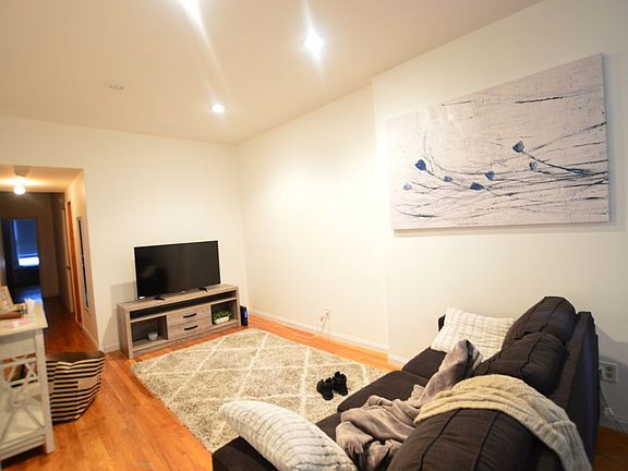 2nd image of 349 Amsterdam Ave APT 5N
