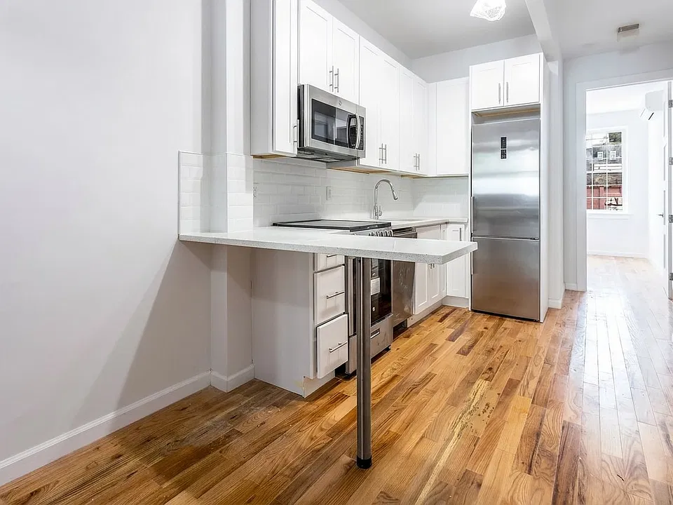145 Freeman St #1R