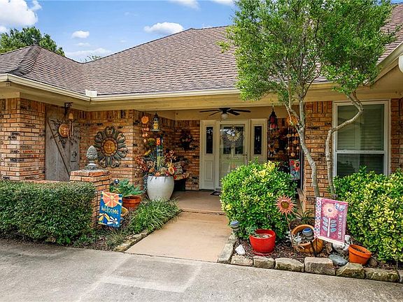 4th image of 6525 Lake Side Cir